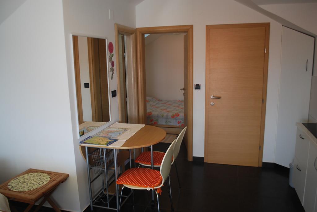 וודיצה Apartments Villa Lili Lovetovo מראה חיצוני תמונה
